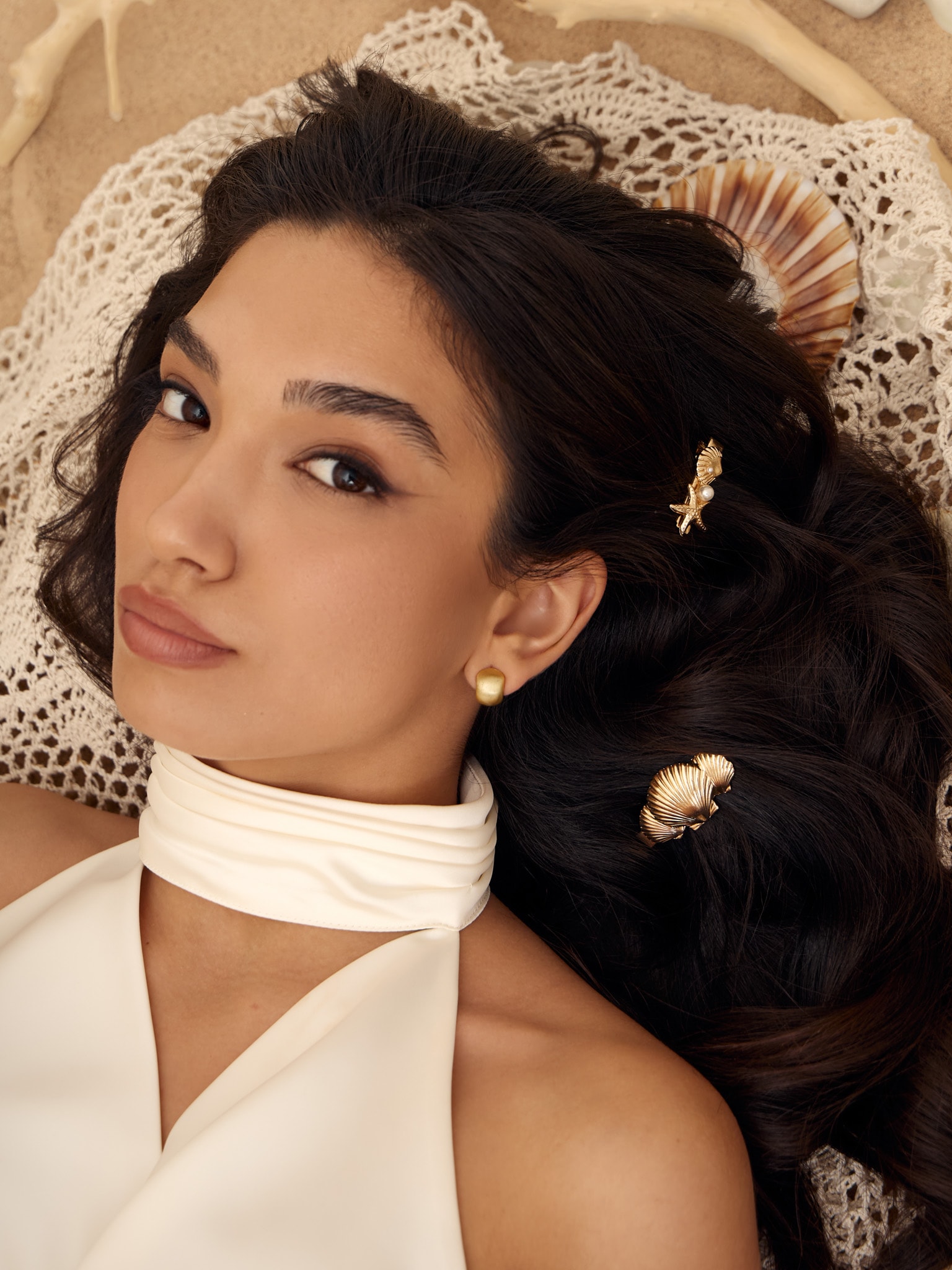 Golden hair clip with marine decor