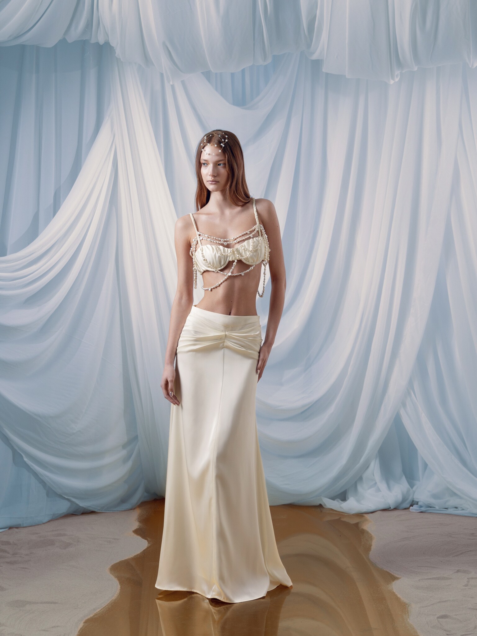 Satin bustier top with pearl decoration :: LICHI - Online