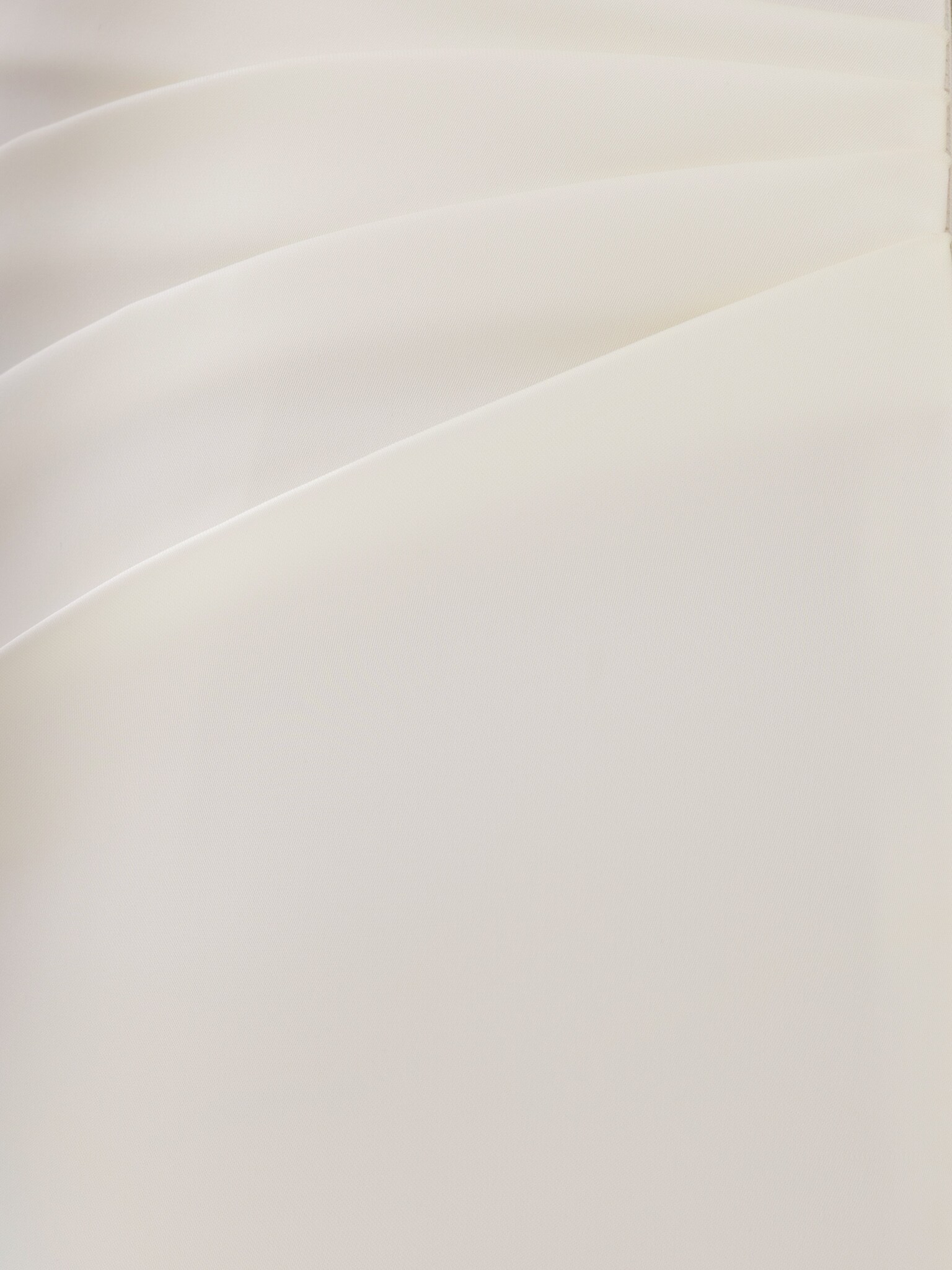 Jupe maxi en satin avec plis sur les hanches