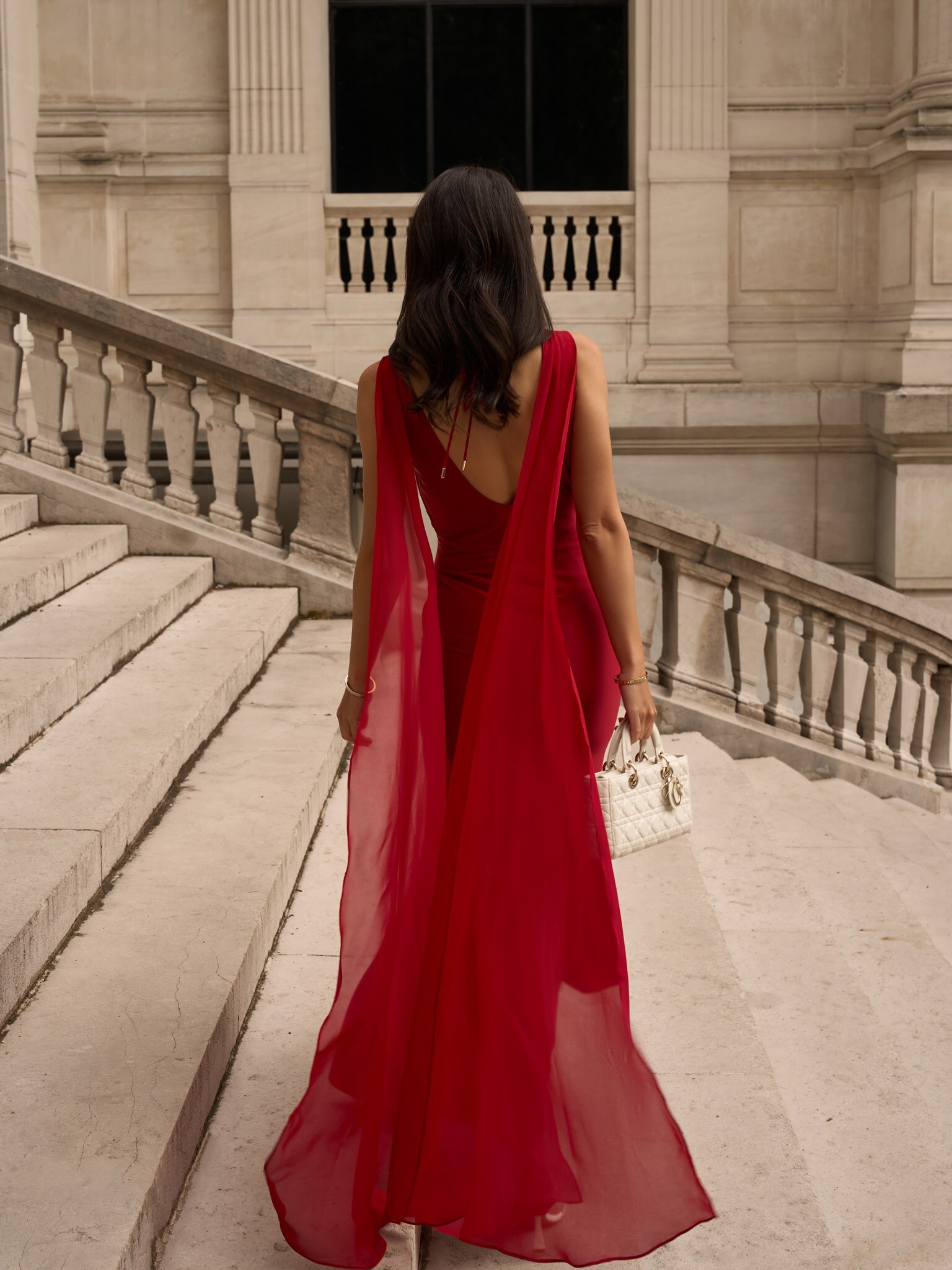 Sukienka maxi ze wstążkami na ramionach