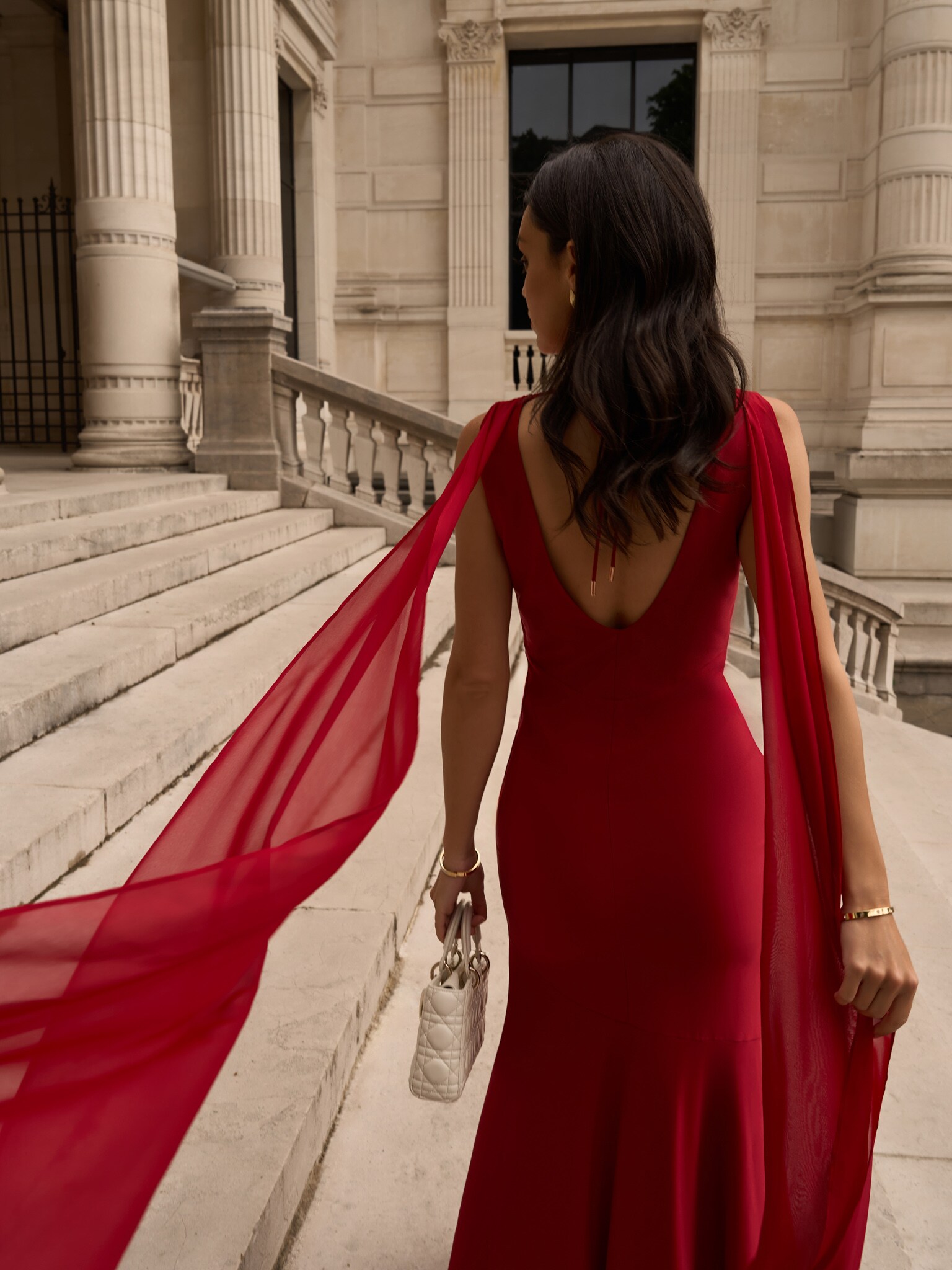 Sukienka maxi ze wstążkami na ramionach