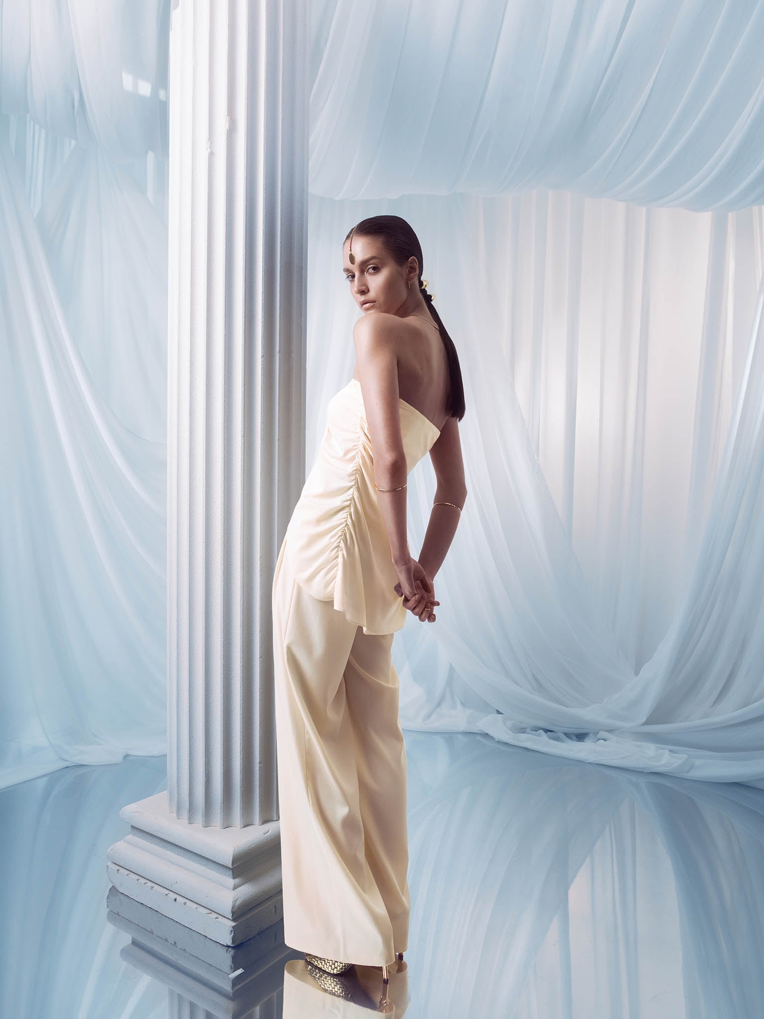 Palazzo trousers with waistband pleats