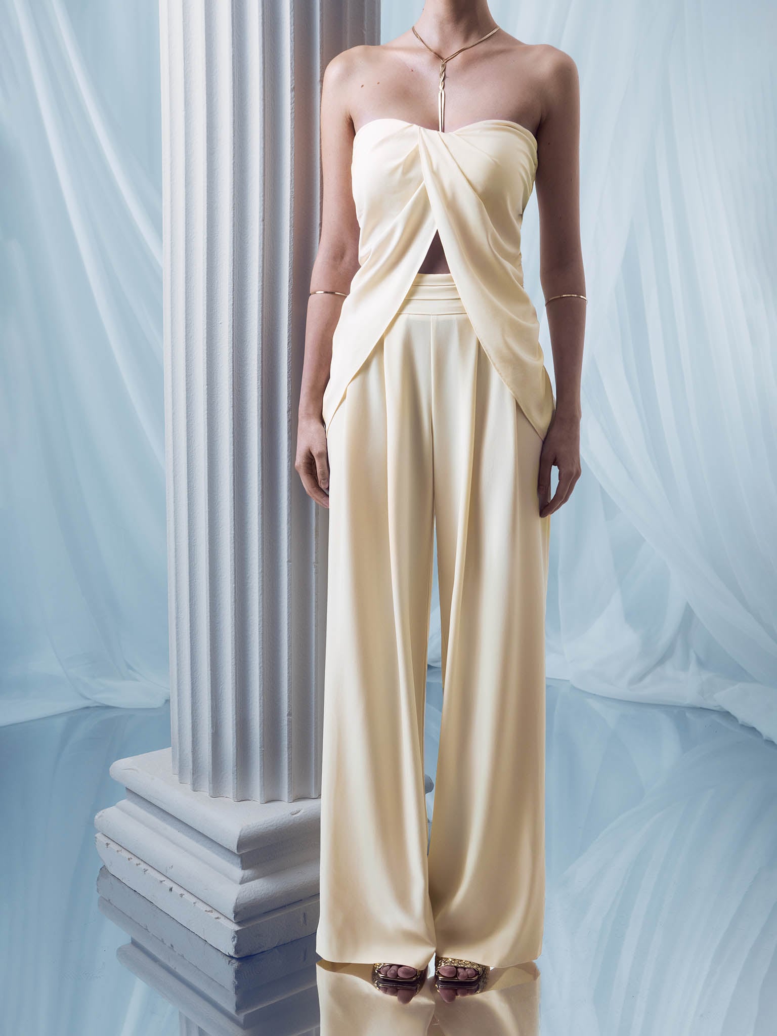 Palazzo trousers with waistband pleats