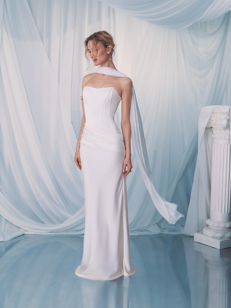 Maxikleid aus Satin mit Korsett-Oberteil 