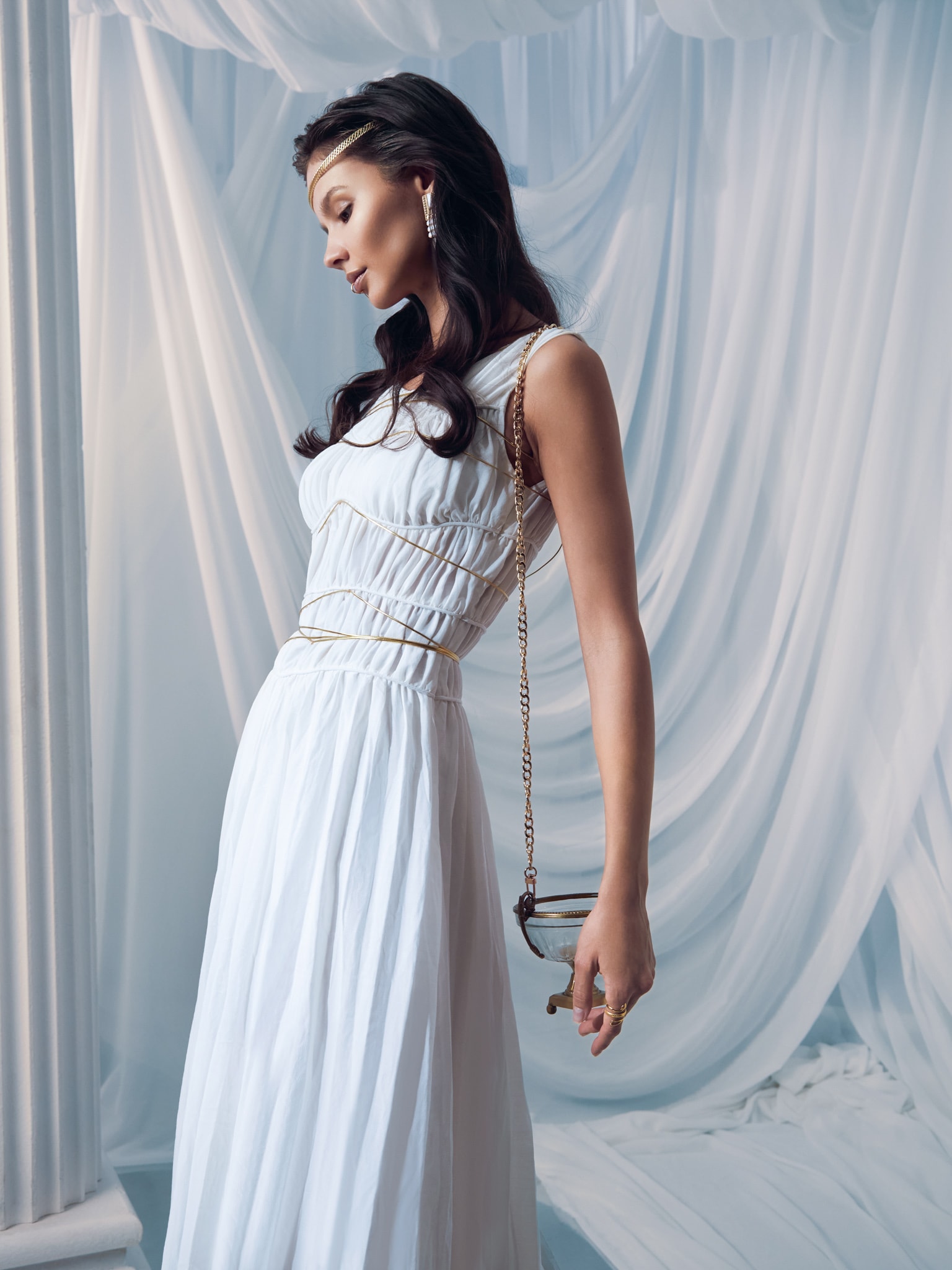 Maxi dress with small gathers on the bodice