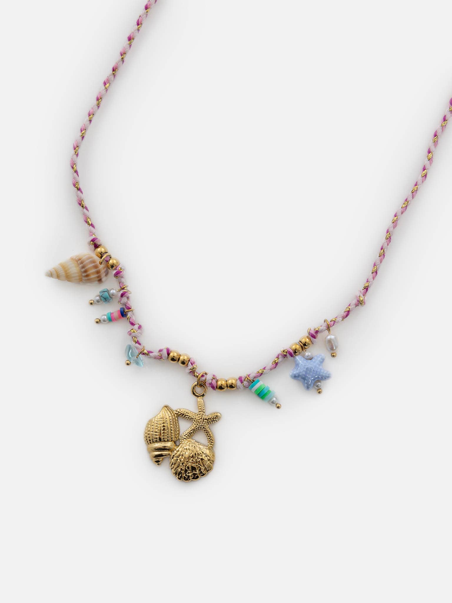 Яркое колье с морскими подвесками