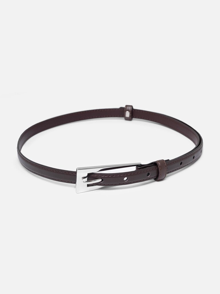 Тонкий ремень с прямоугольной пряжкой