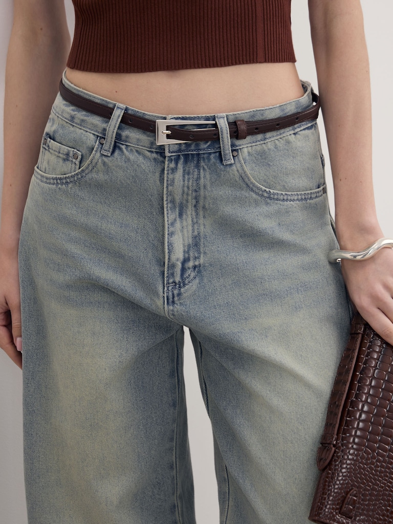 Тонкий ремень с прямоугольной пряжкой