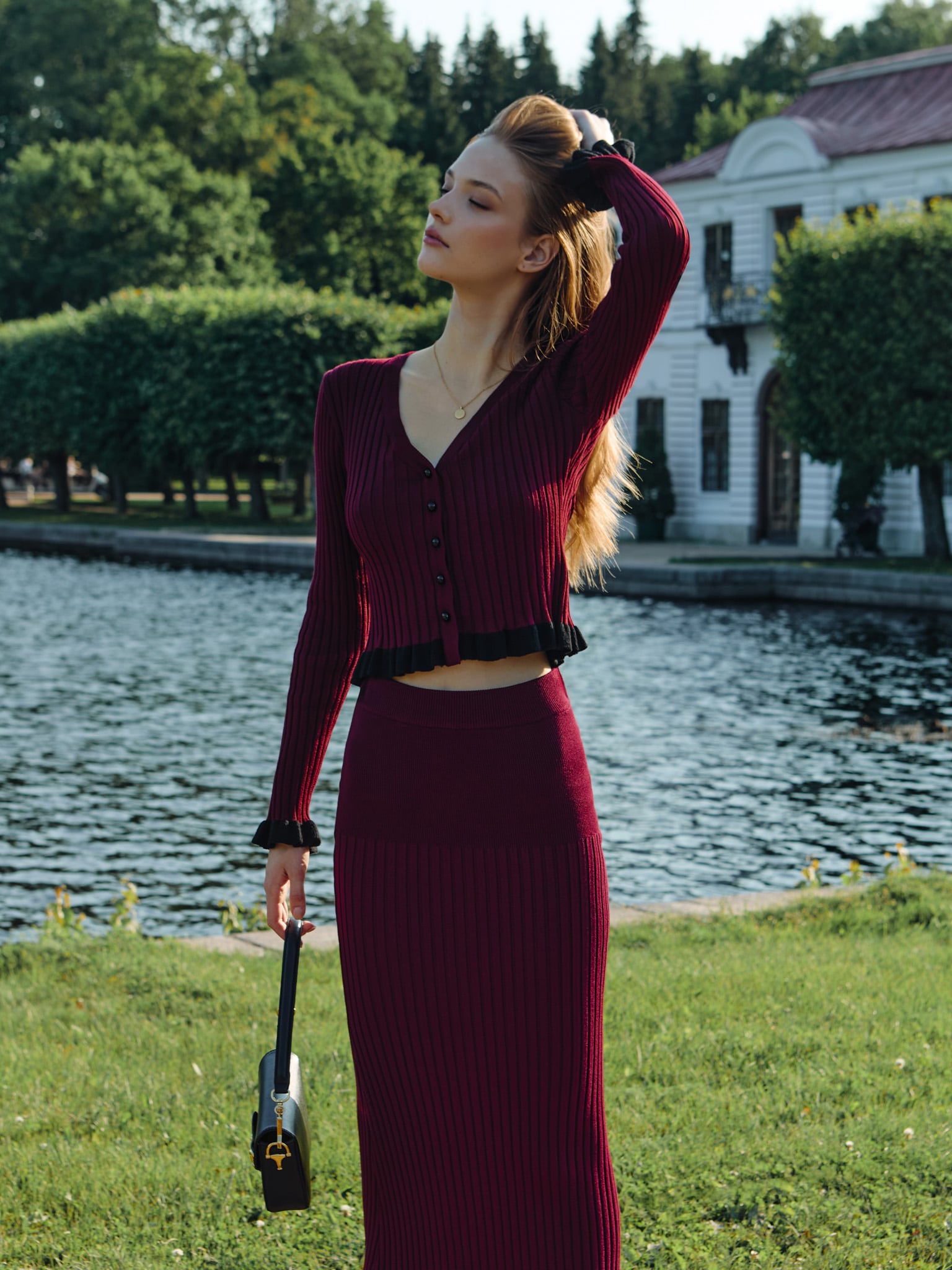 Rib-knit cardigan with contrasting ruffles