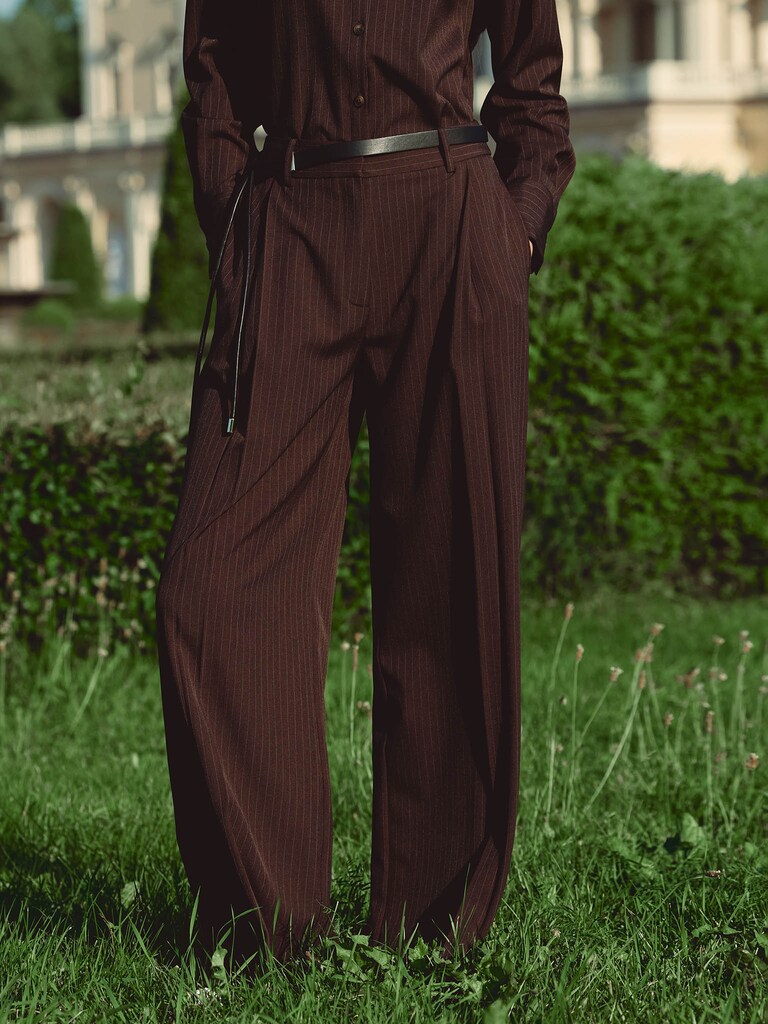 Свободные брюки в тонкую полоску