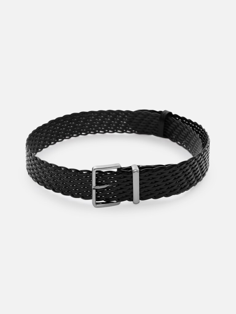 Wide braided leather belt