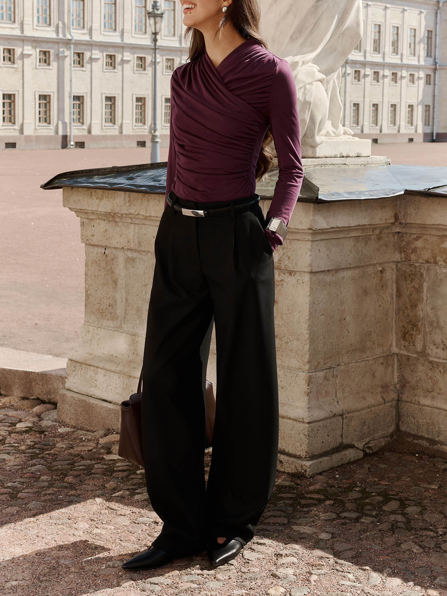 Jersey longsleeve with draped shoulders