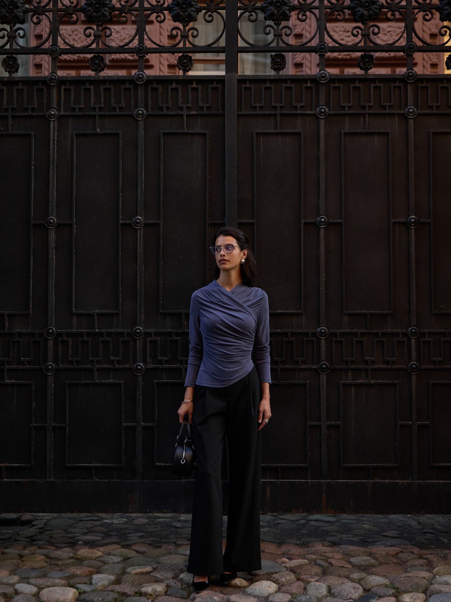 Jersey longsleeve with draped shoulders