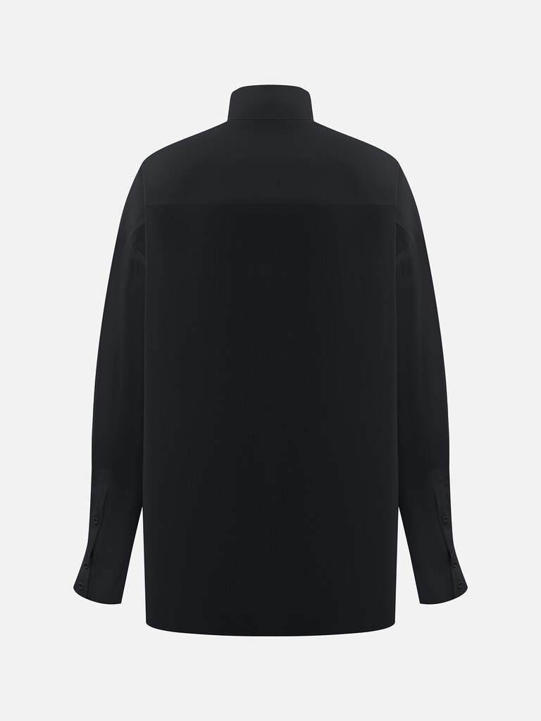 Loose fit shirt with a stand-up collar