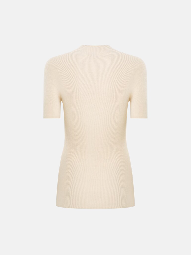 Трикотажный топ в рубчик с короткими рукавами