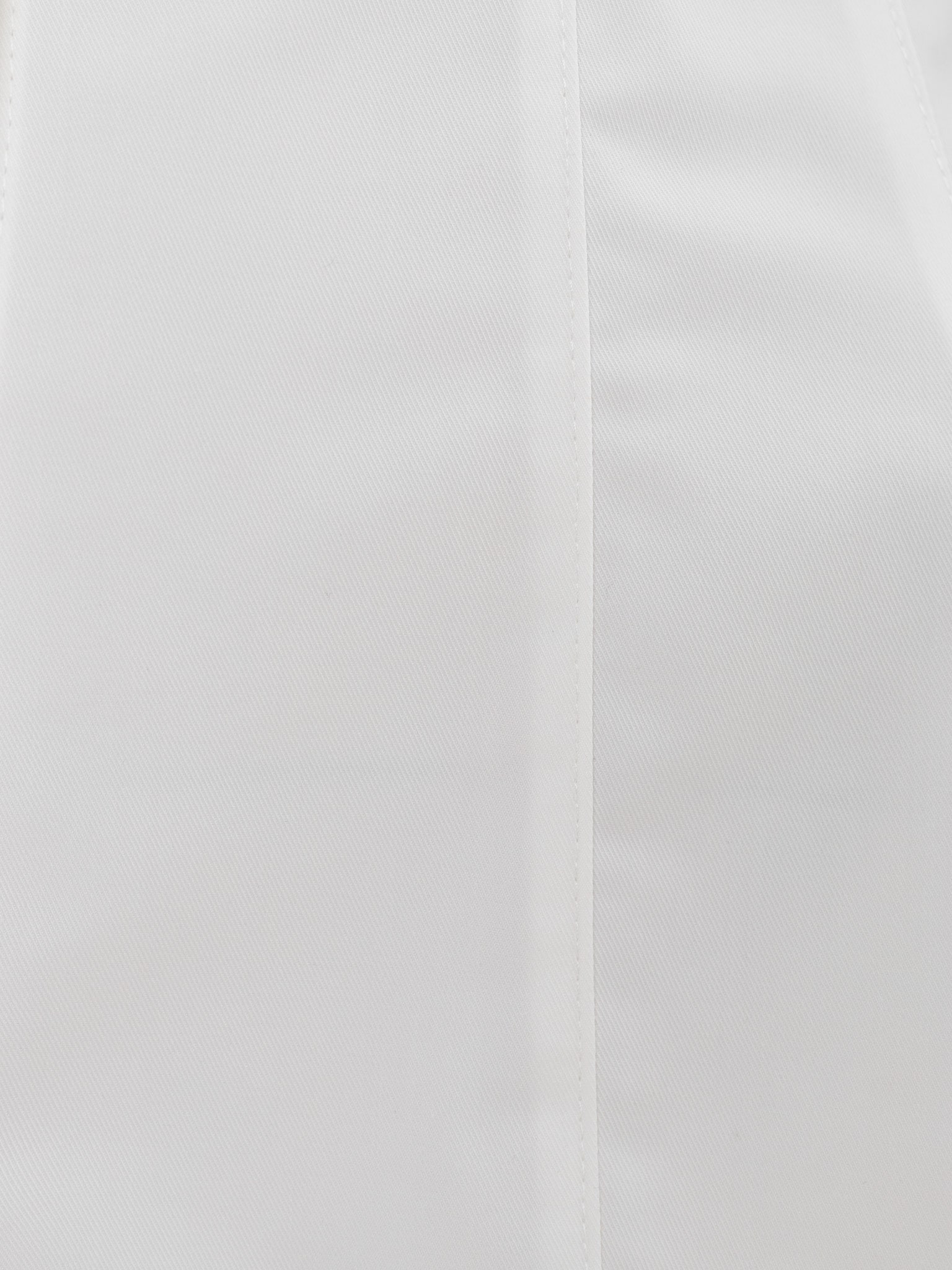 Приталенная рубашка с объемными рукавами