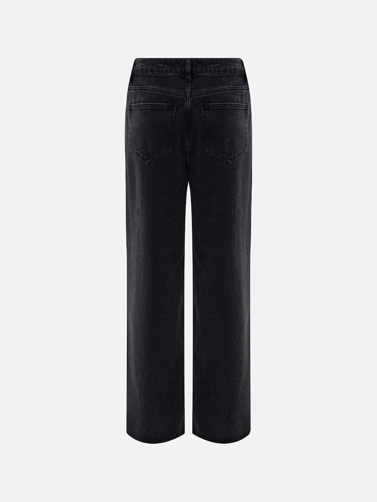 Джинсы свободного кроя