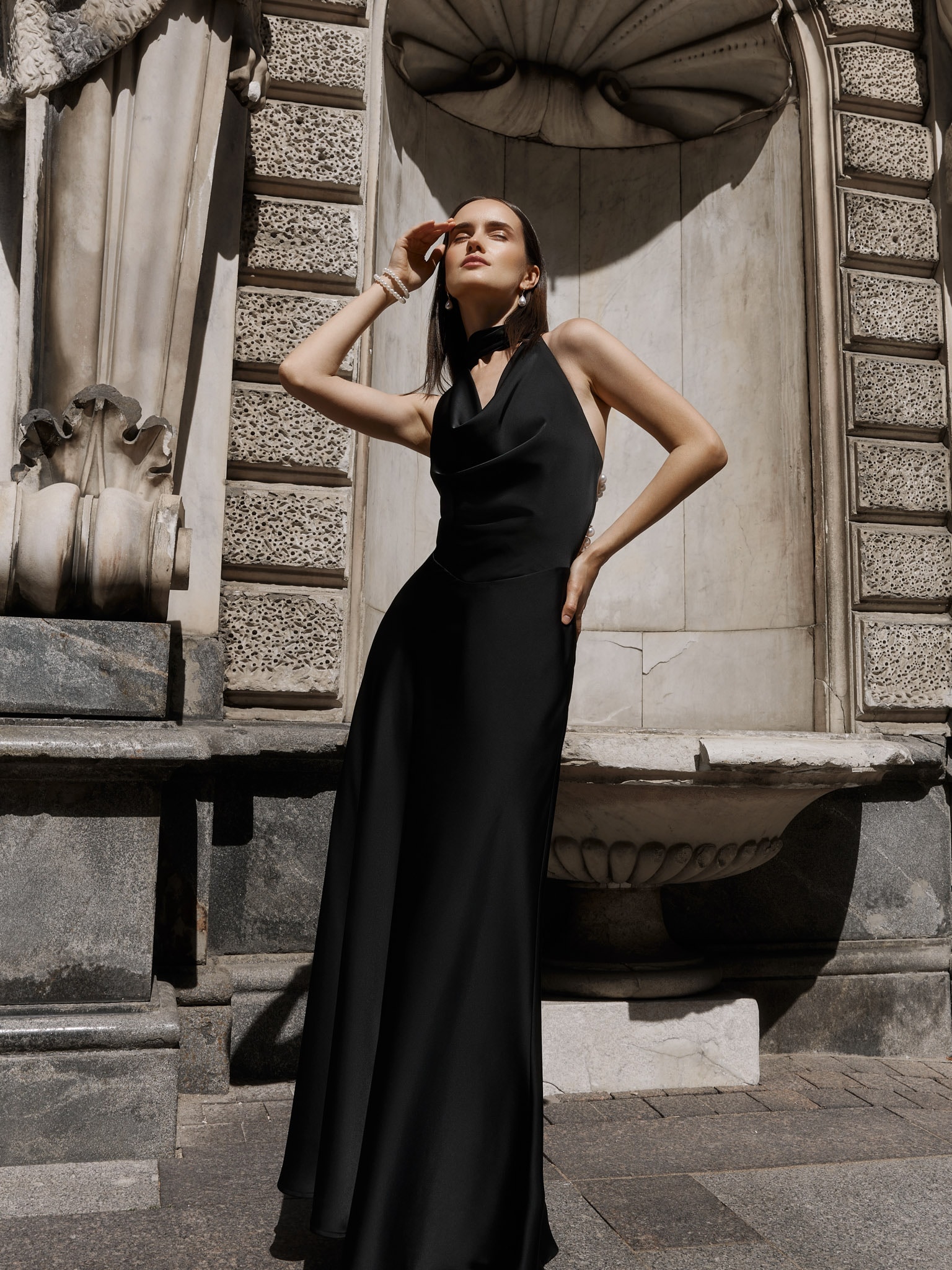 Satin maxi dress with pearl decor on the back