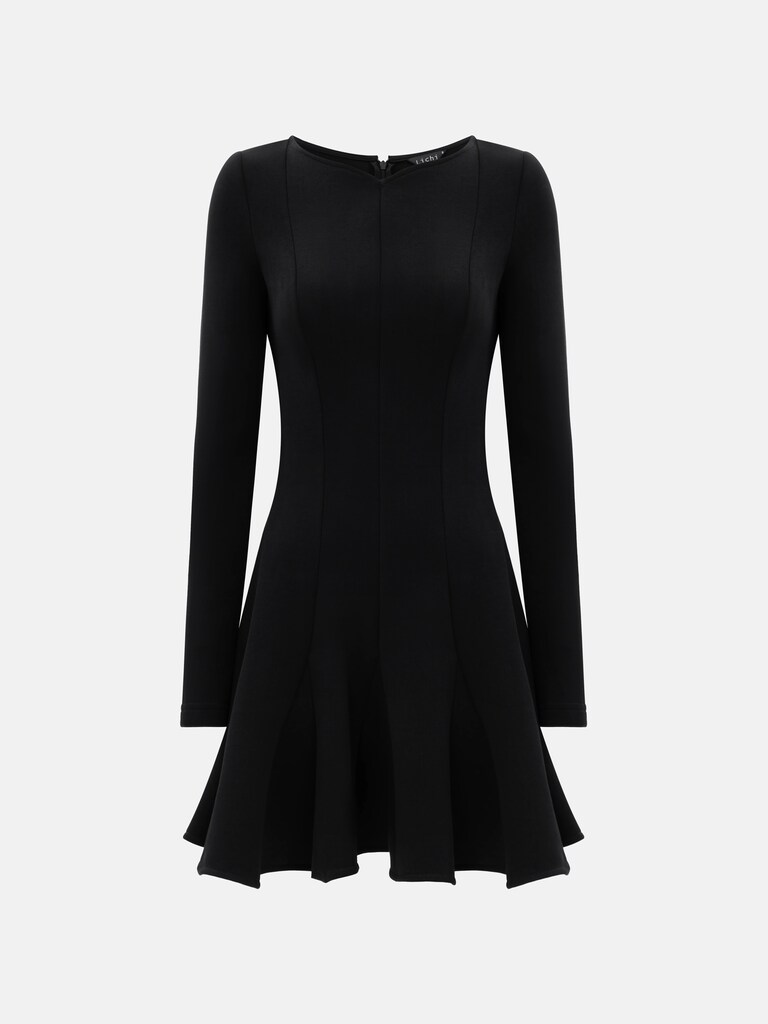 Платье мини с фигурным вырезом и объемной юбкой