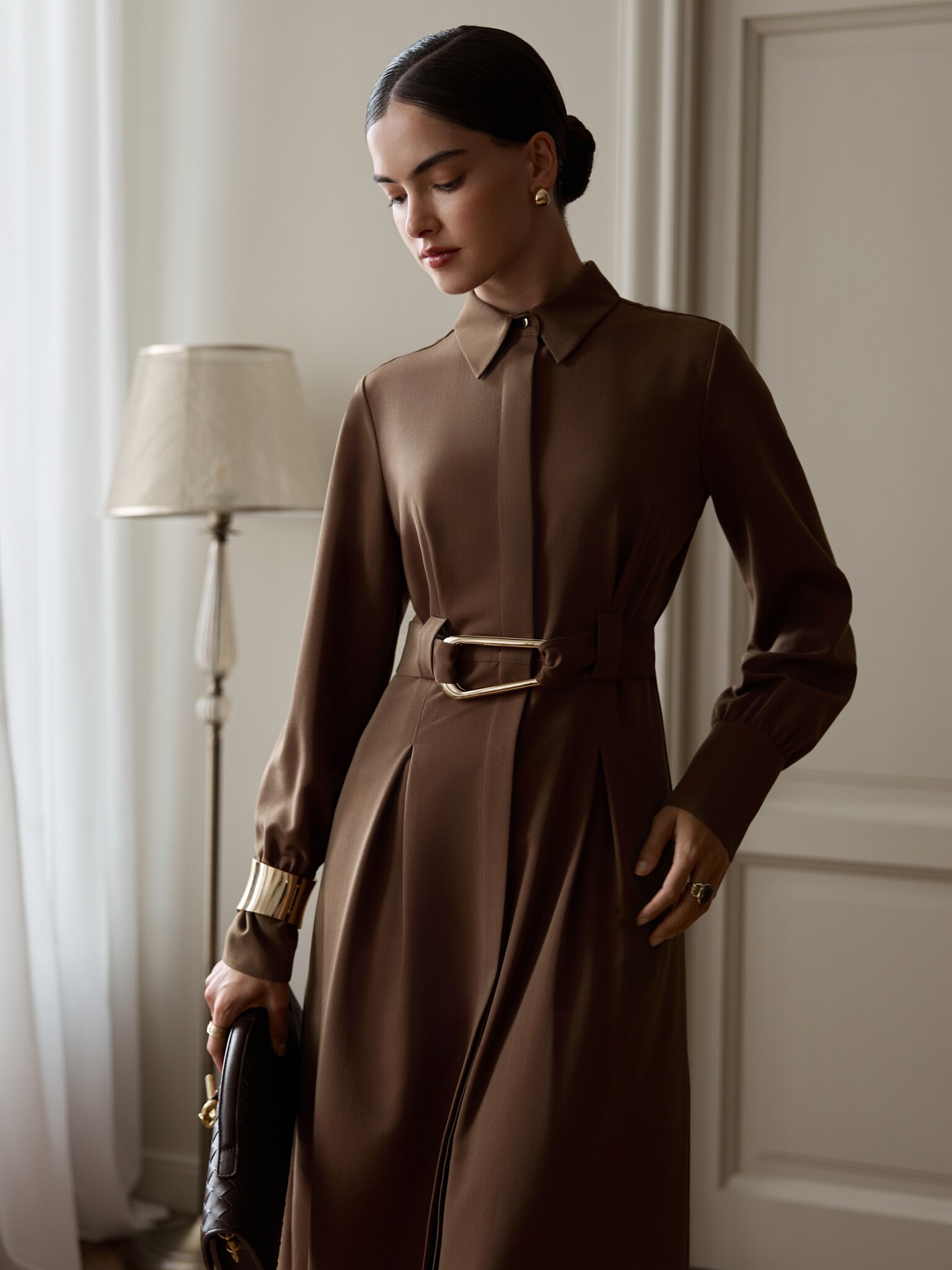 Midi dress with waist pleats and wide belt