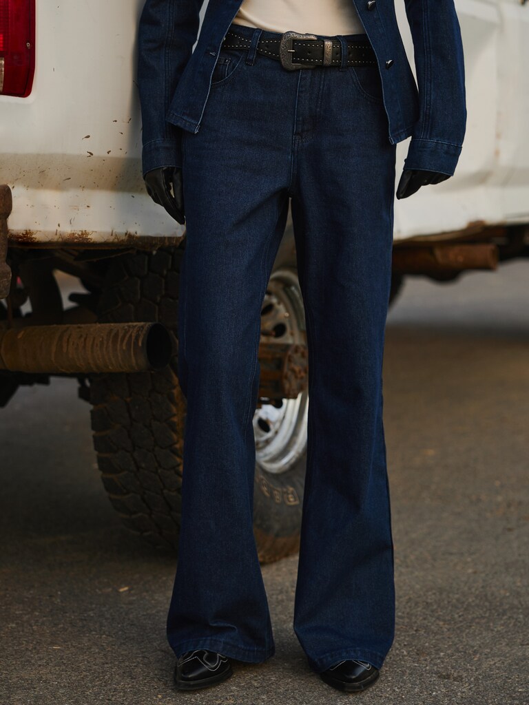 Flared mid-rise jeans