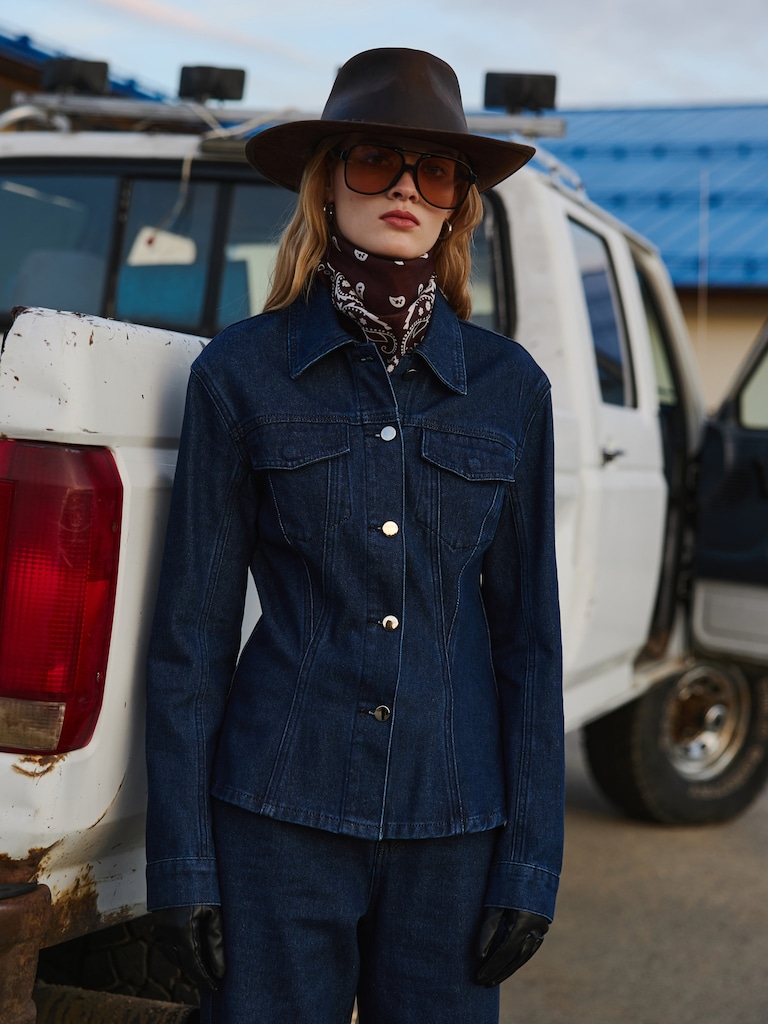 Taillierte Jeansjacke