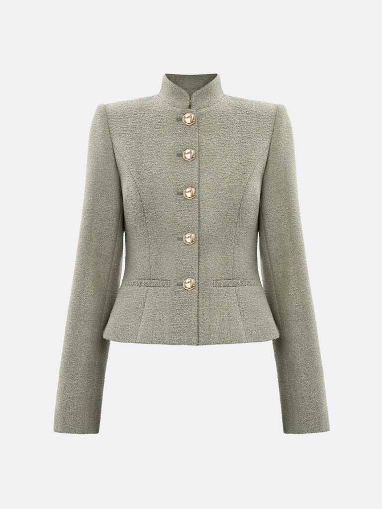 Straight jacket with stand-up collar and large buttons