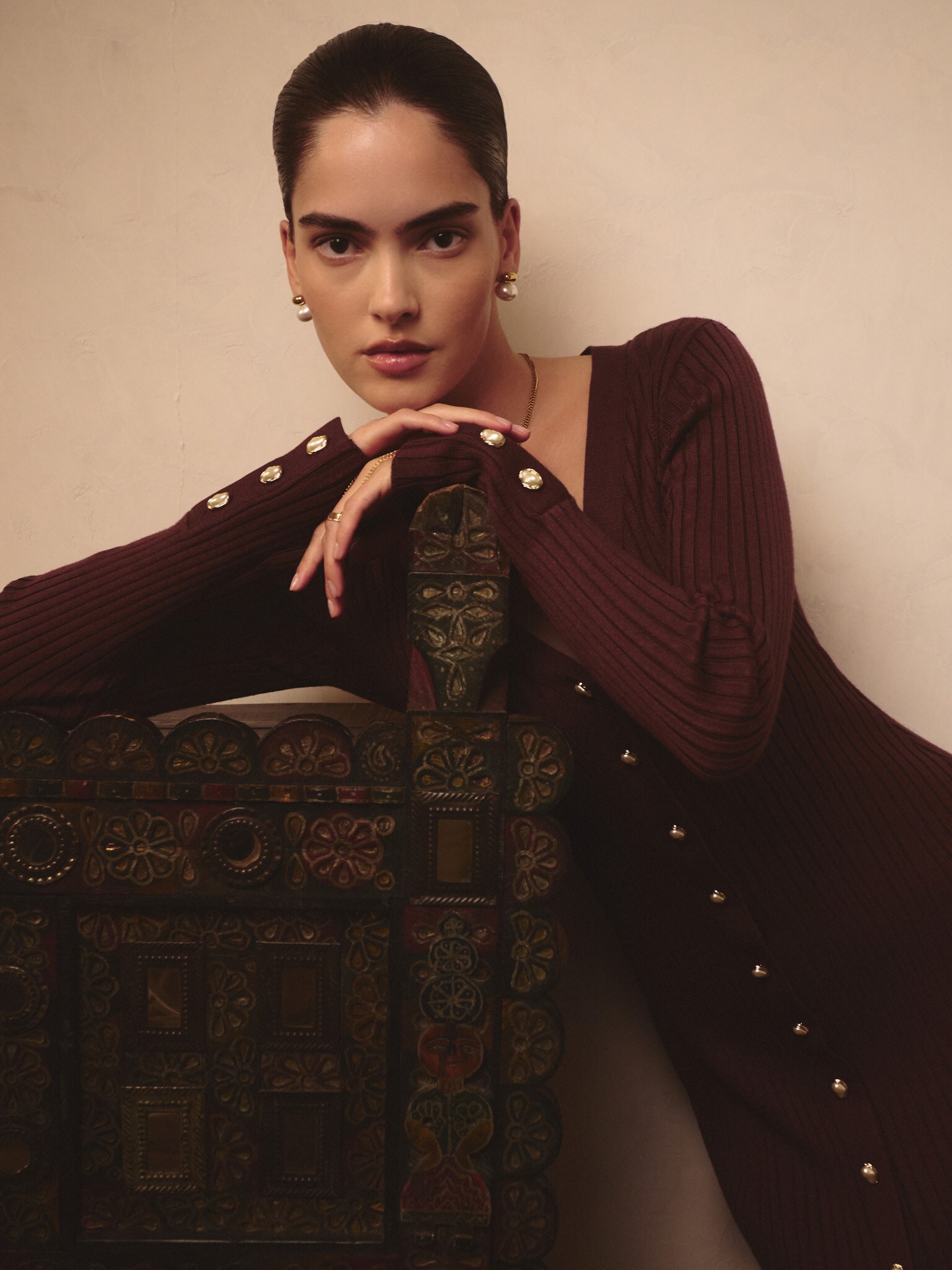 Viscose midi dress with golden buttons