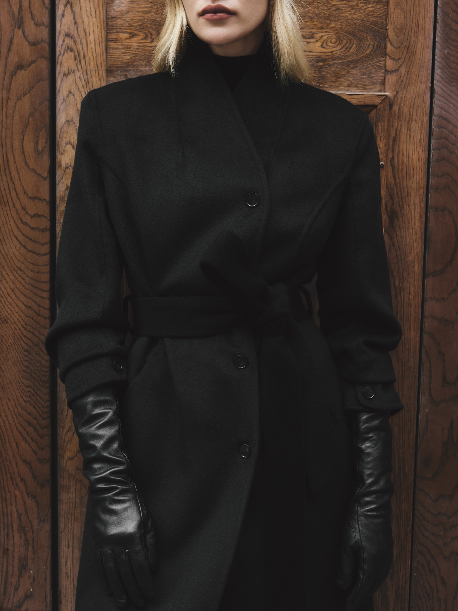 Straight woollen maxi coat with side slits