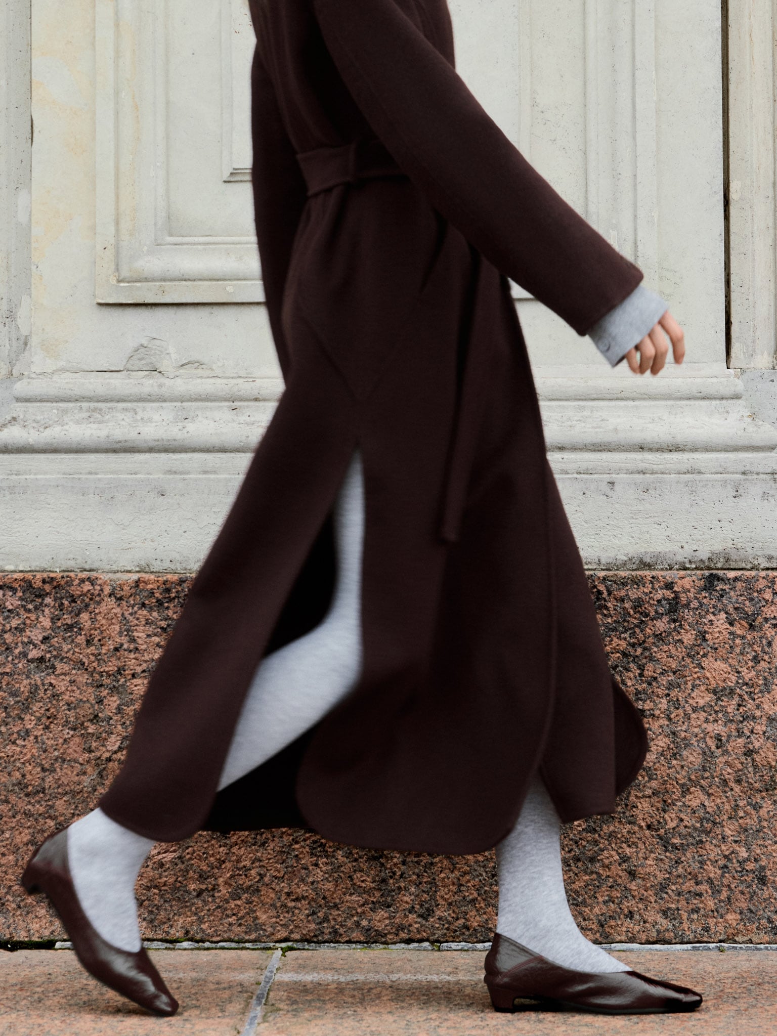 Straight woollen maxi coat with side slits