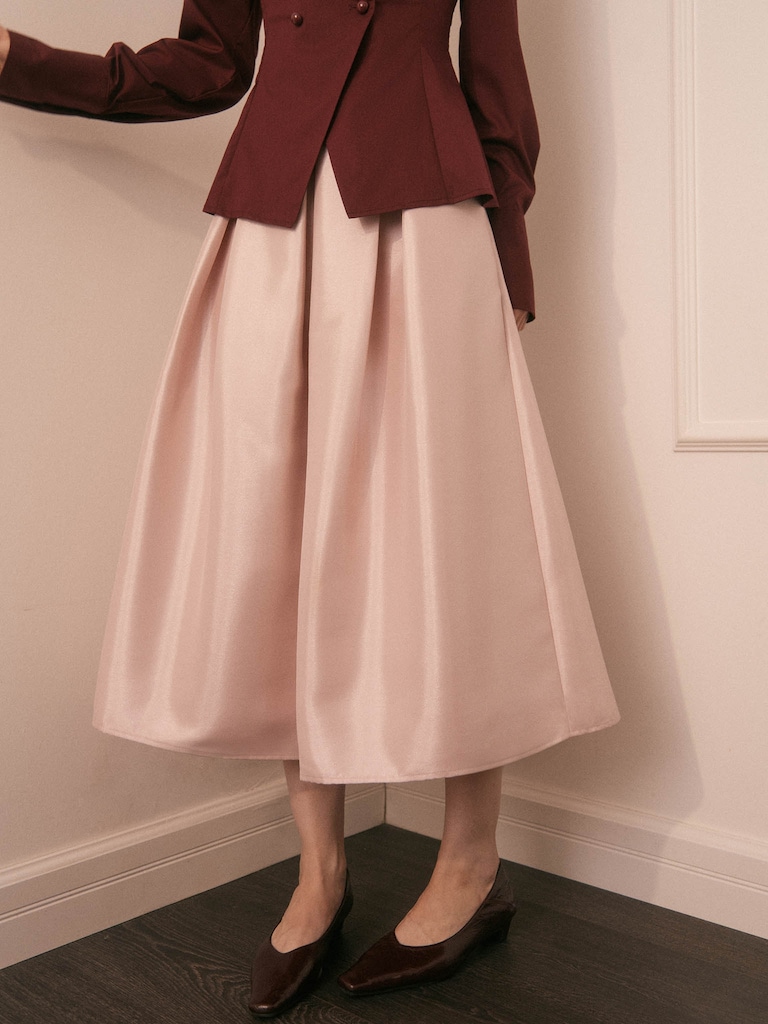 Flared maxi skirt with large pleats