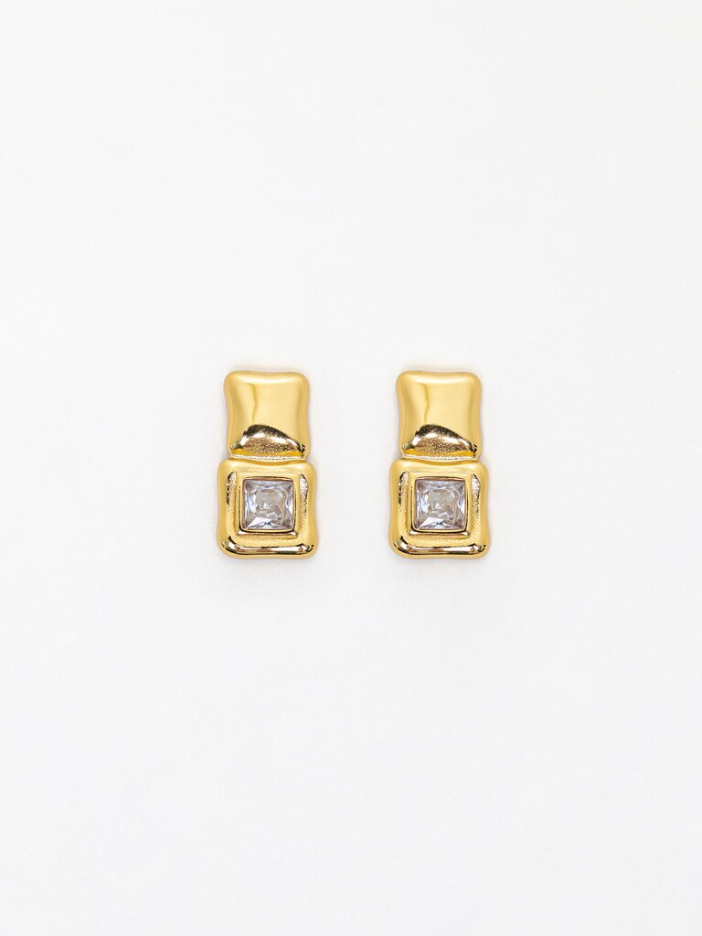 Geometric stud earrings with square stones