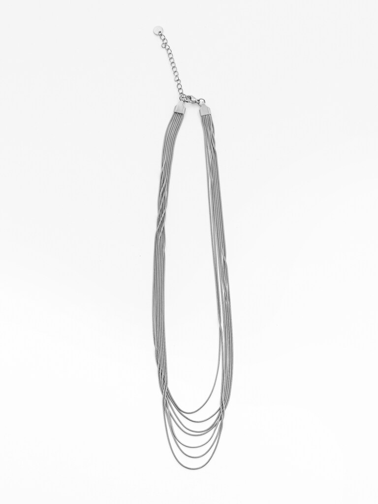 Multi-level necklace of fine chains