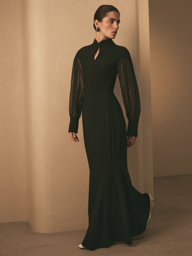 Maxi dress with semi-transparent puff sleeves