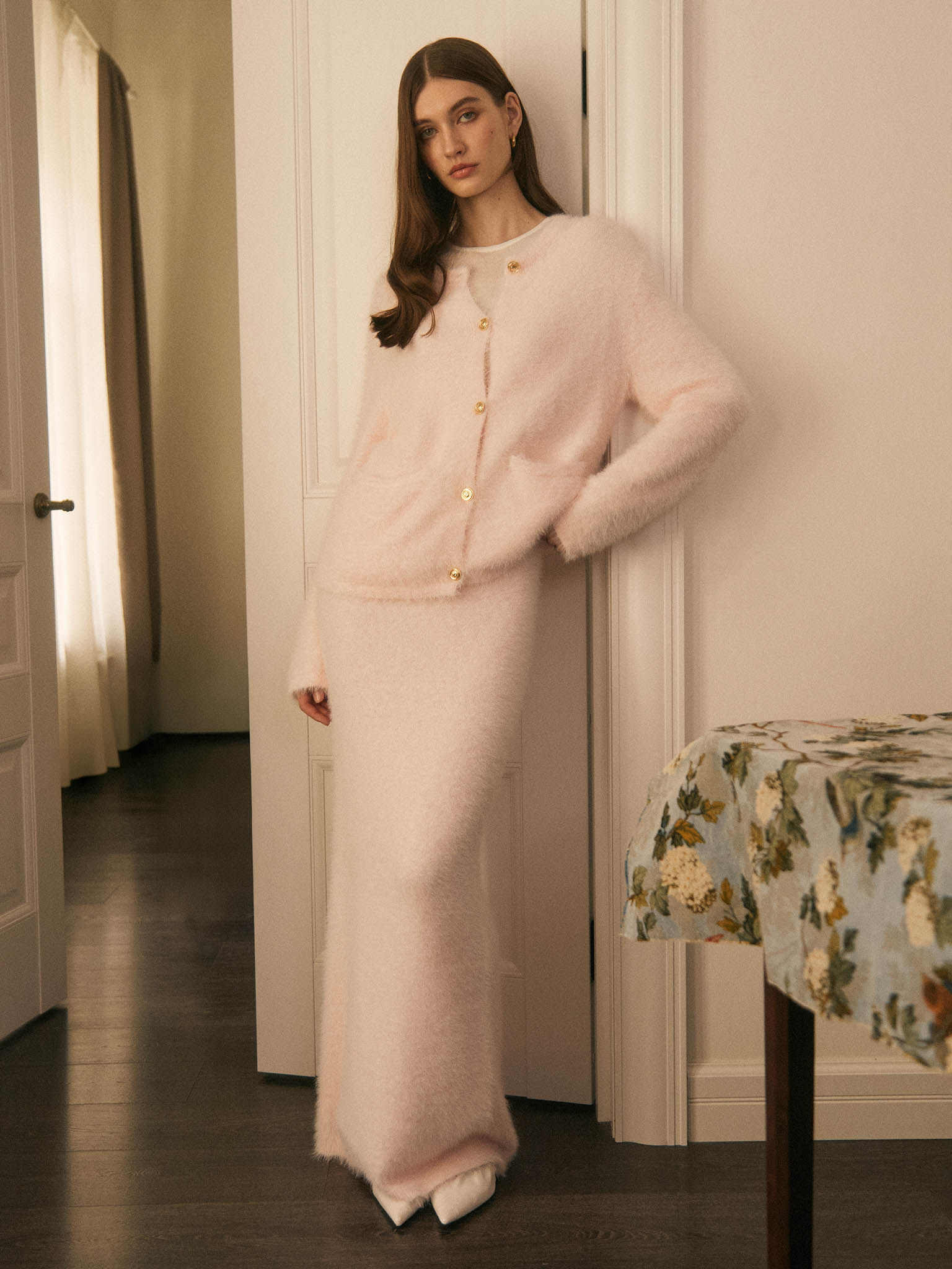 Fluffy knitted maxi skirt