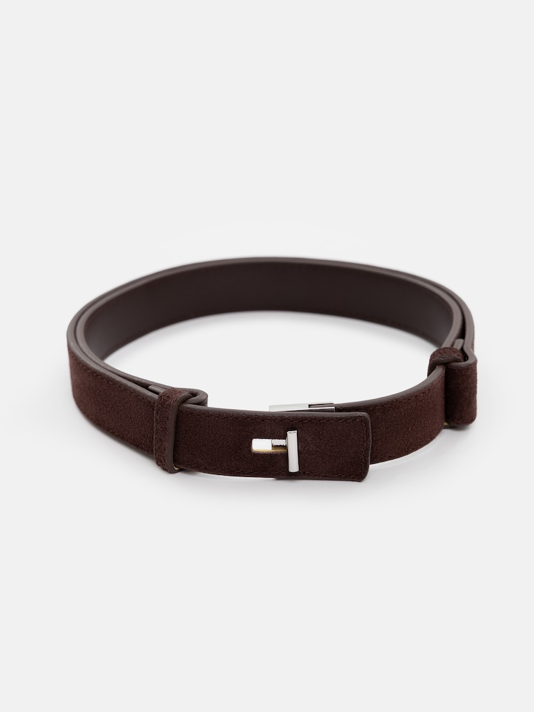 Suede belt with metal buckle