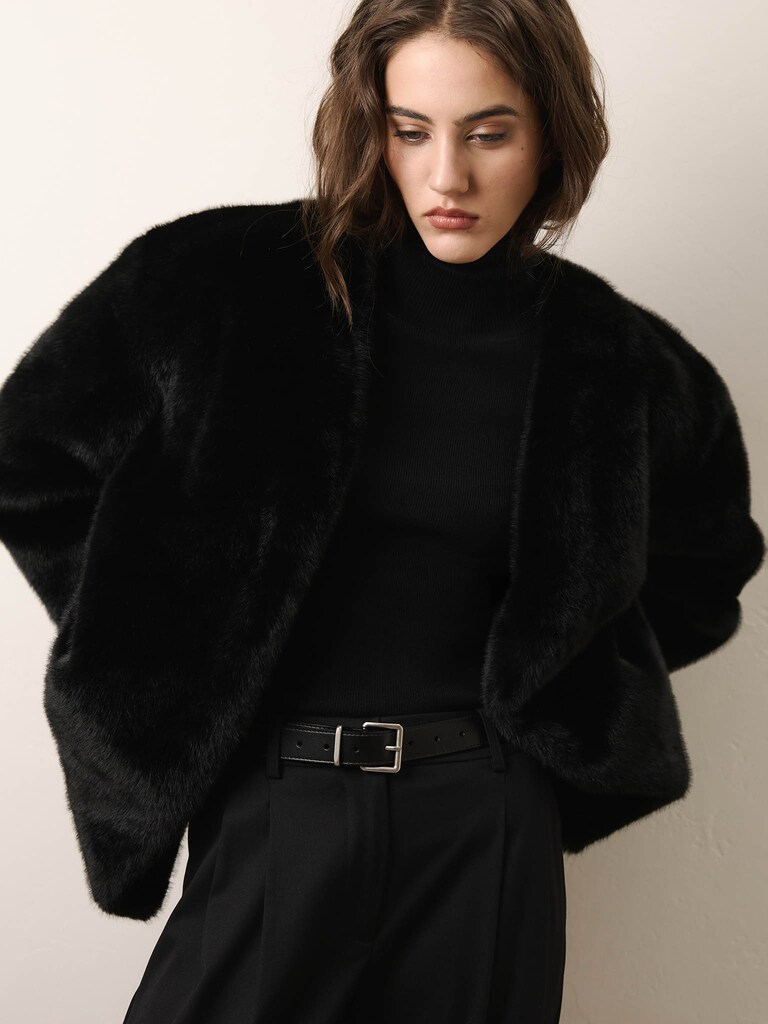 Leather belt with square buckle