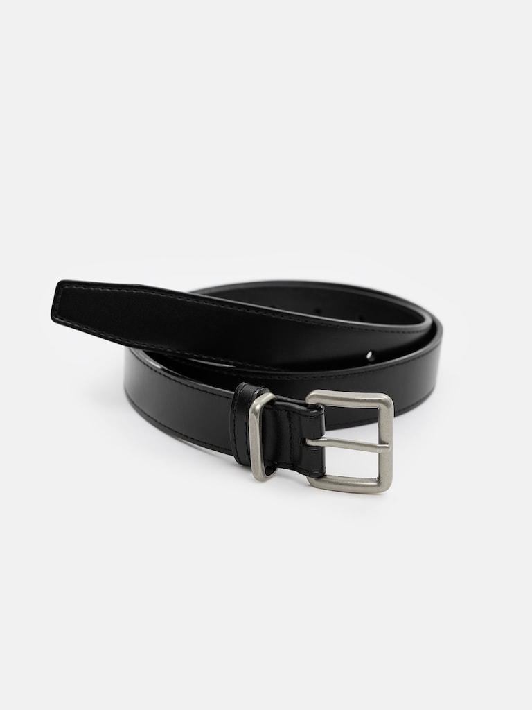 Leather belt with square buckle