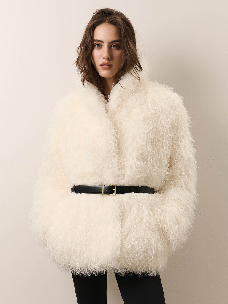 Leather belt with square buckle