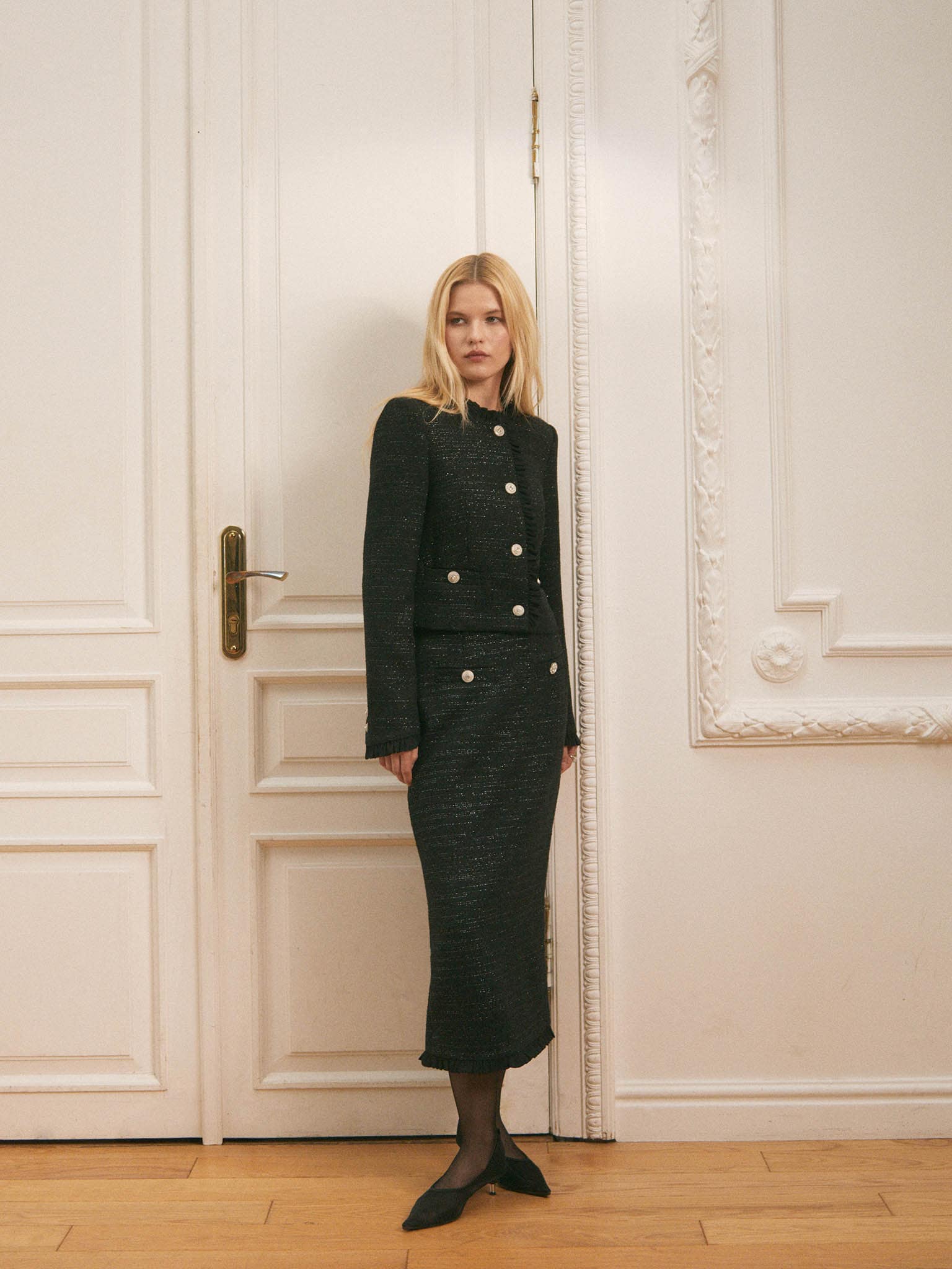 Straight-cut tweed midi skirt with ruffles