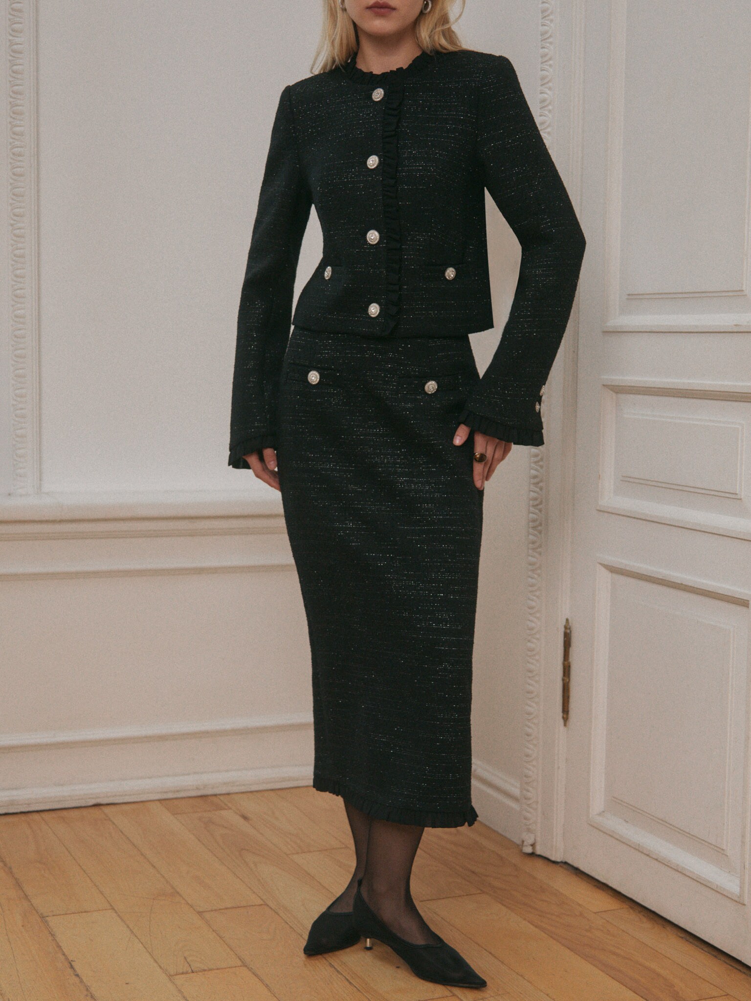 Straight-cut tweed midi skirt with ruffles