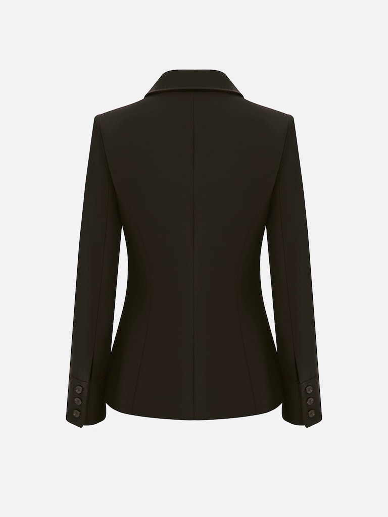 Fitted jacket with triangular collar