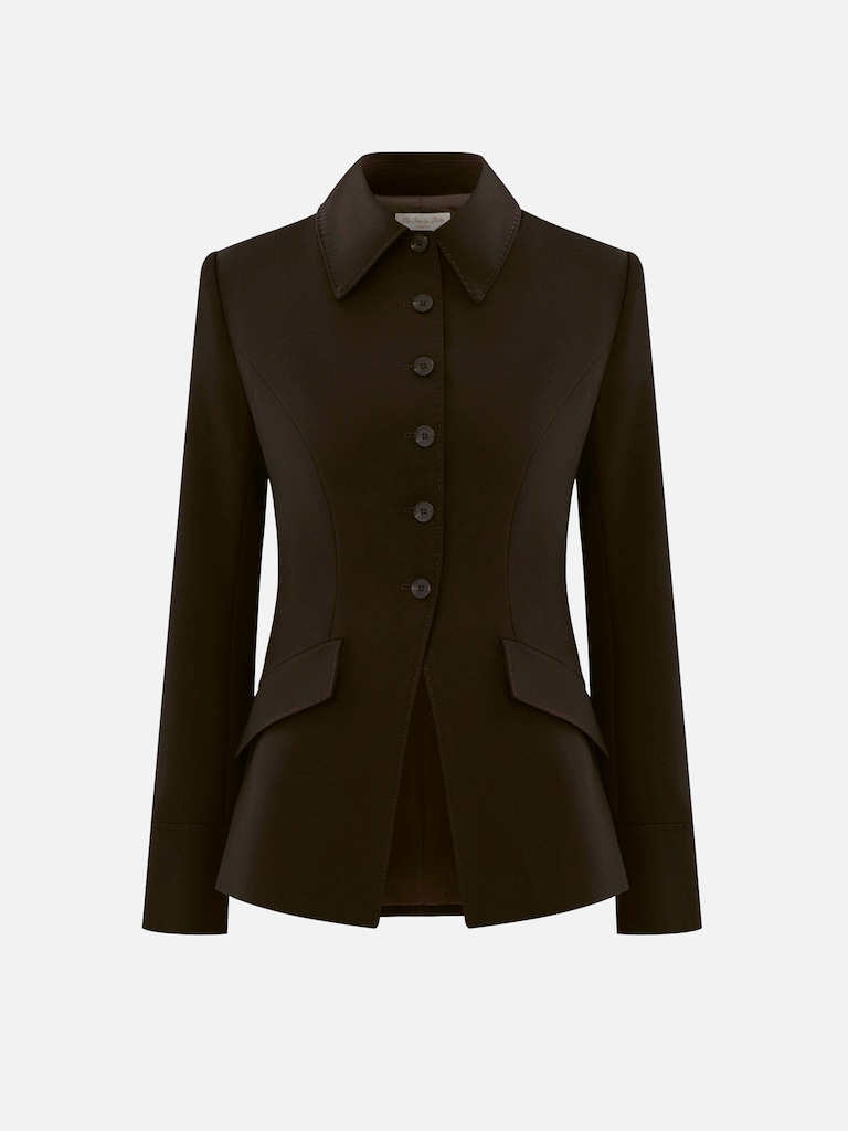 Fitted jacket with triangular collar