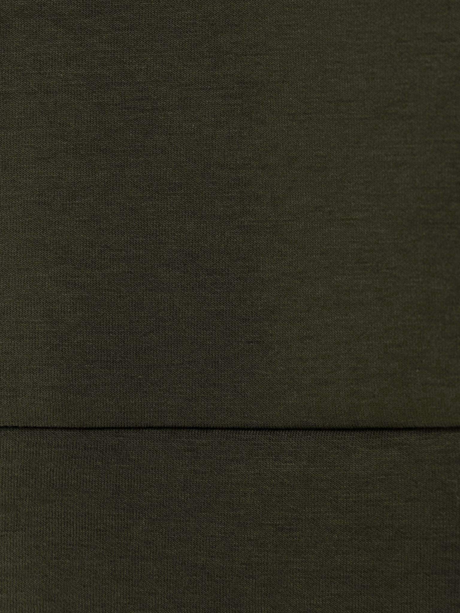 Толстовка из футера с молнией на воротнике