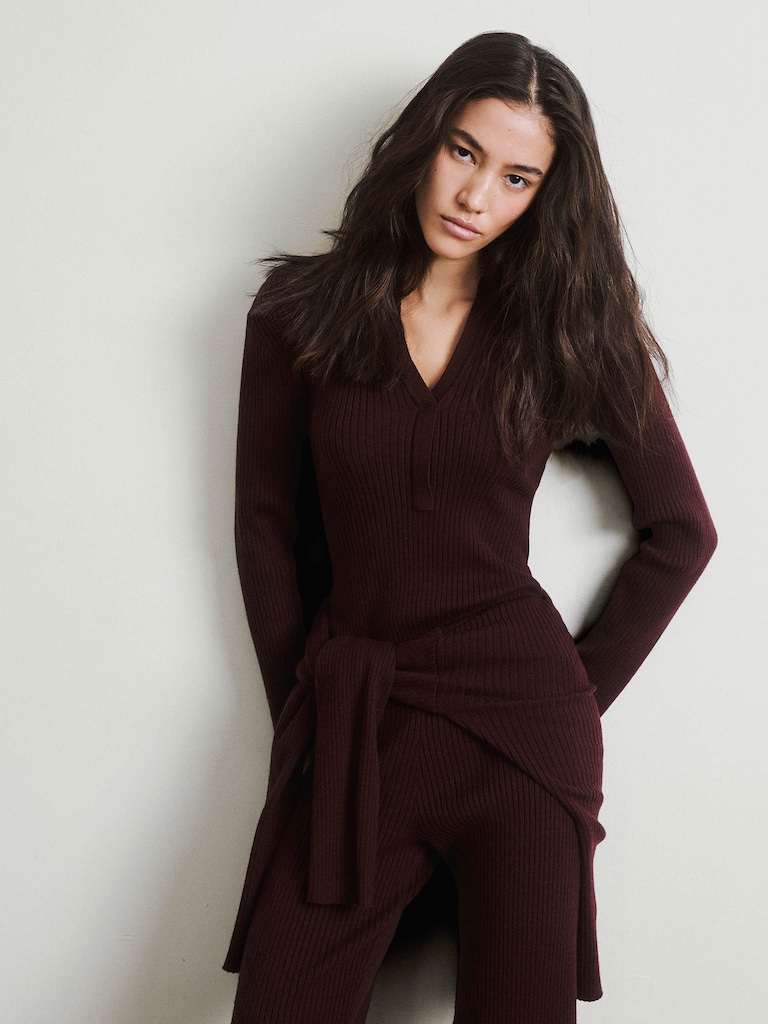 Dzianinowy sweter z kołnierzem typu stójka