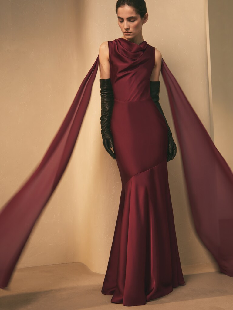 Платье макси с лентами на плечах