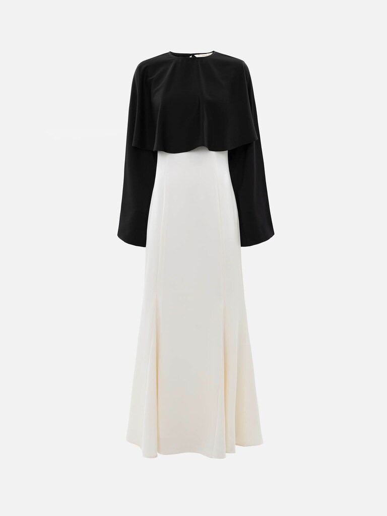 Maxi dress with voluminous cape and long sleeves