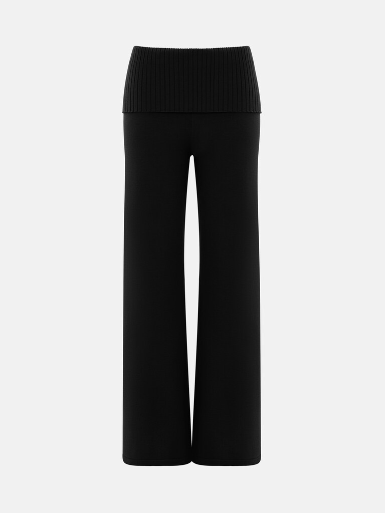 Flared knitted trousers