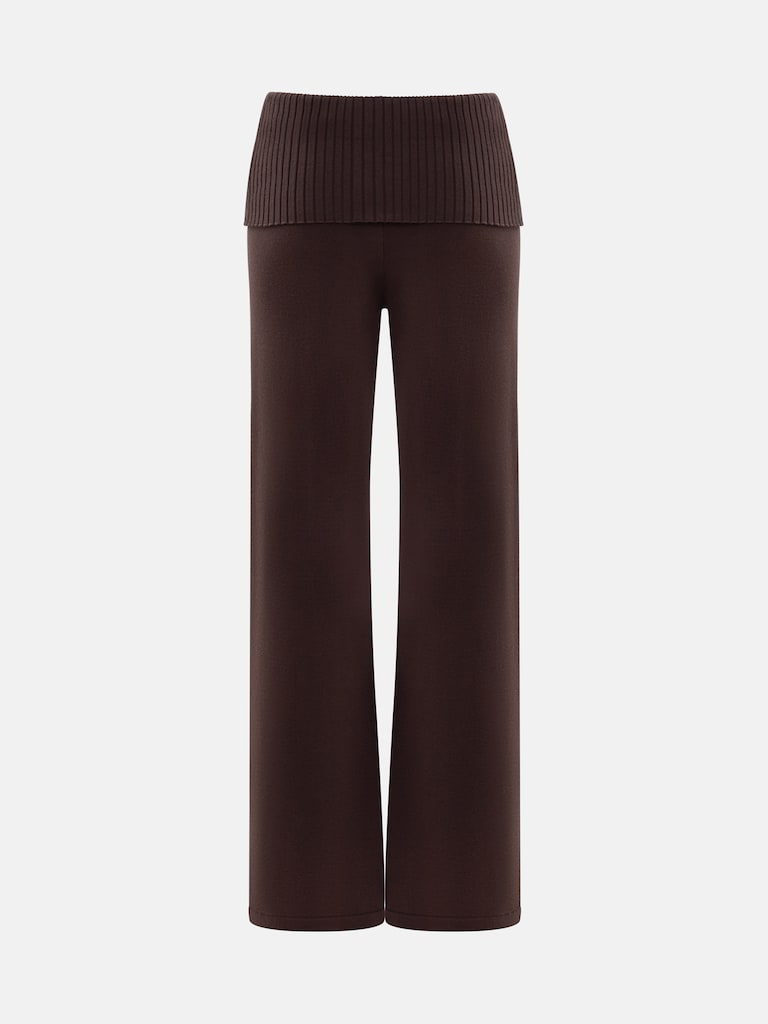 Flared knitted trousers