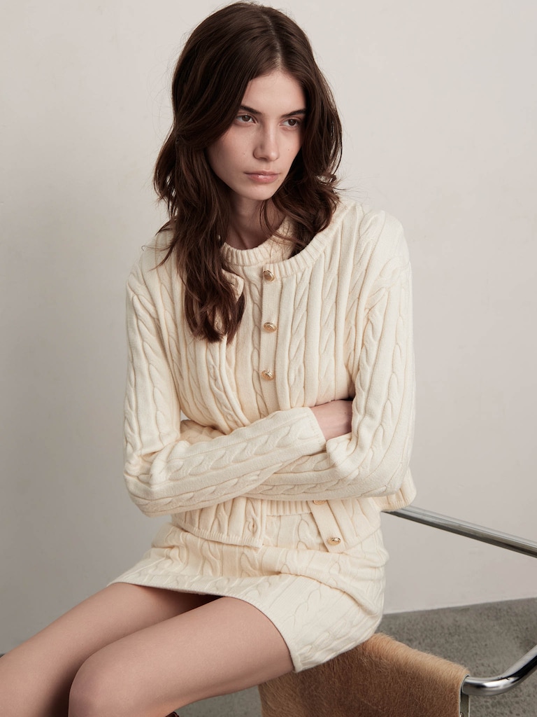 Textured knitted cardigan with golden buttons